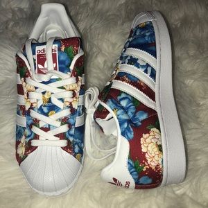 NWB ADIDAS SuperStar Floral Sneakers